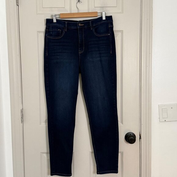 Curve Appeal Jeans Womens 12/31 Hi Rise Essential Skinny Stretch Casual Comfort - Picture 3 of 16